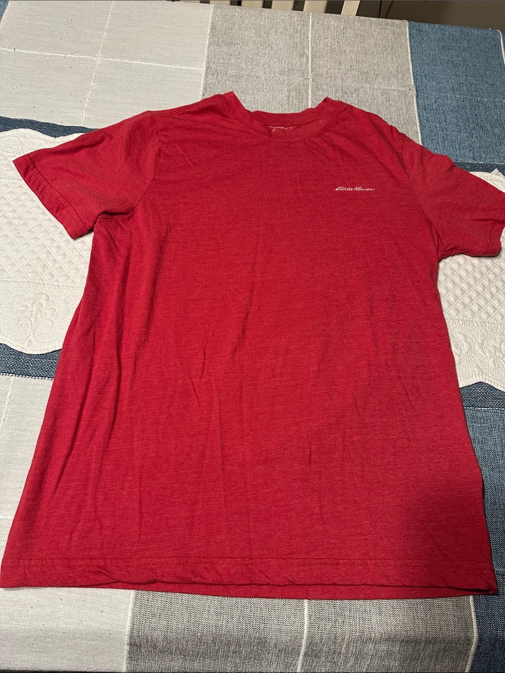 Eddie Bauer Men's Heather Red Short Sleeve Crewneck Tee